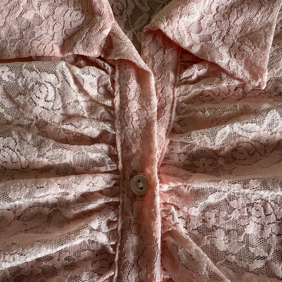 Pink Lace Blouse - Picture 3 of 4
